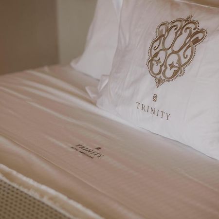 Trinity Suites Ammouliani Hospitality エクステリア 写真