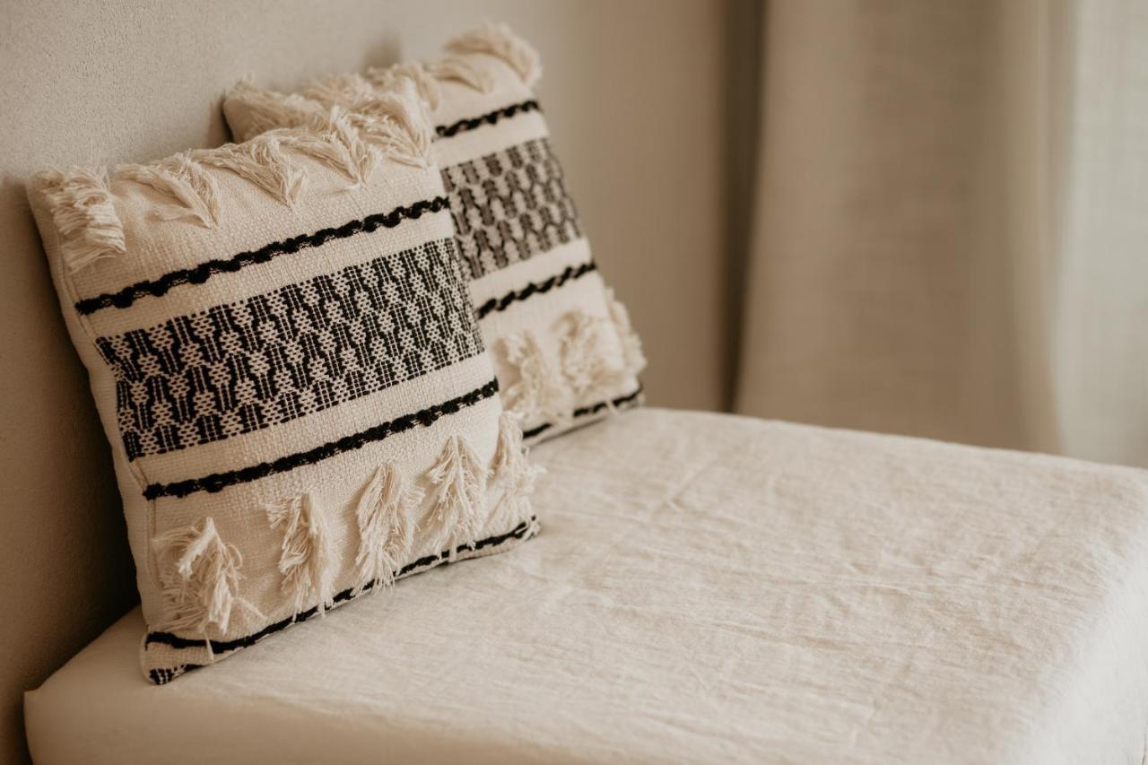 Trinity Suites Ammouliani Hospitality エクステリア 写真