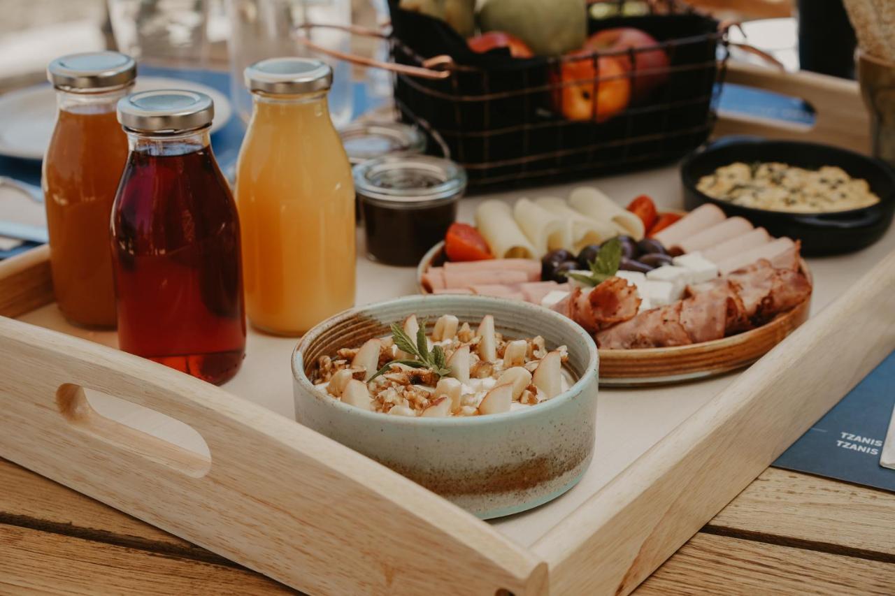 Trinity Suites Ammouliani Hospitality エクステリア 写真