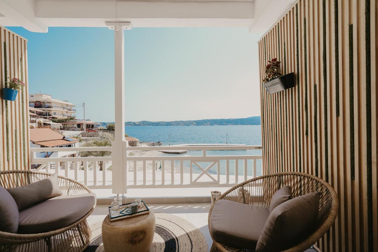 Trinity Suites Ammouliani Hospitality エクステリア 写真