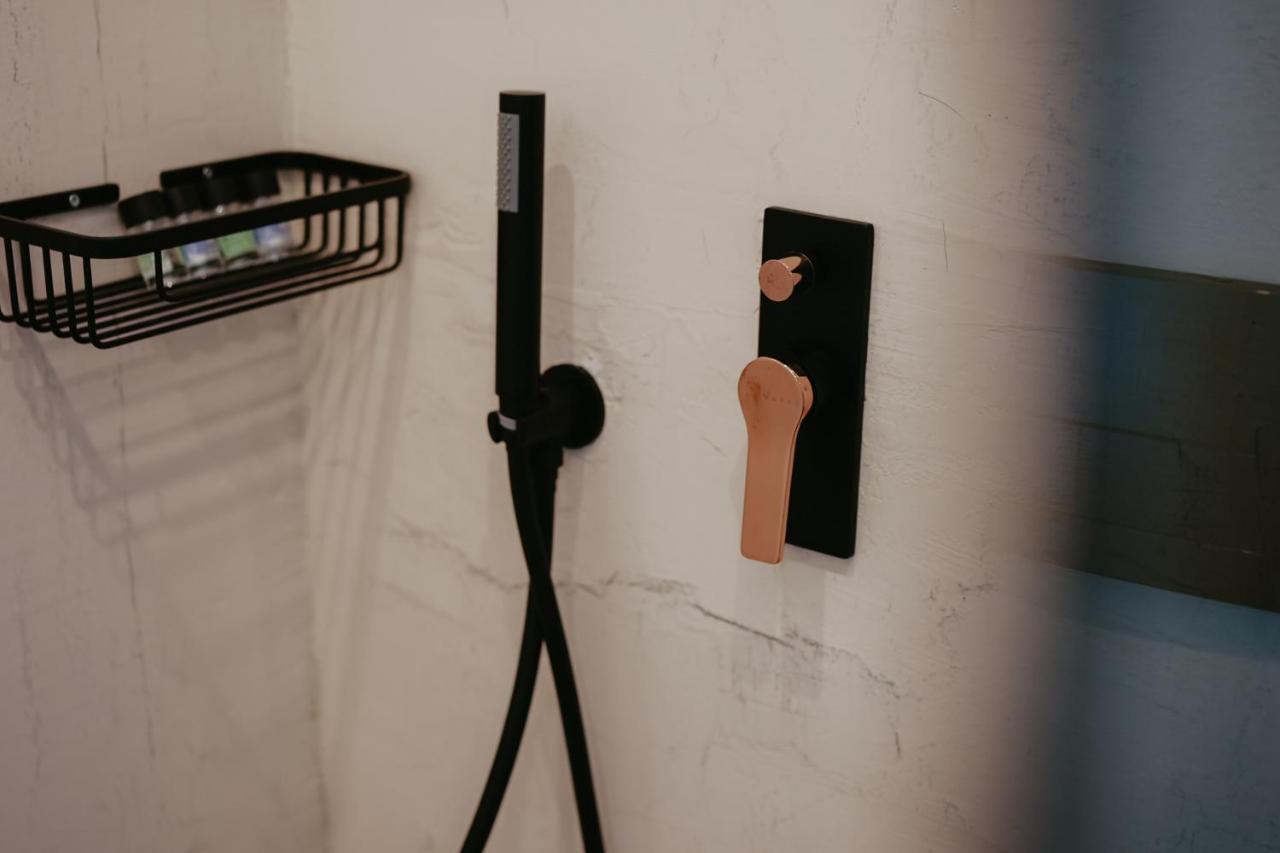 Trinity Suites Ammouliani Hospitality エクステリア 写真