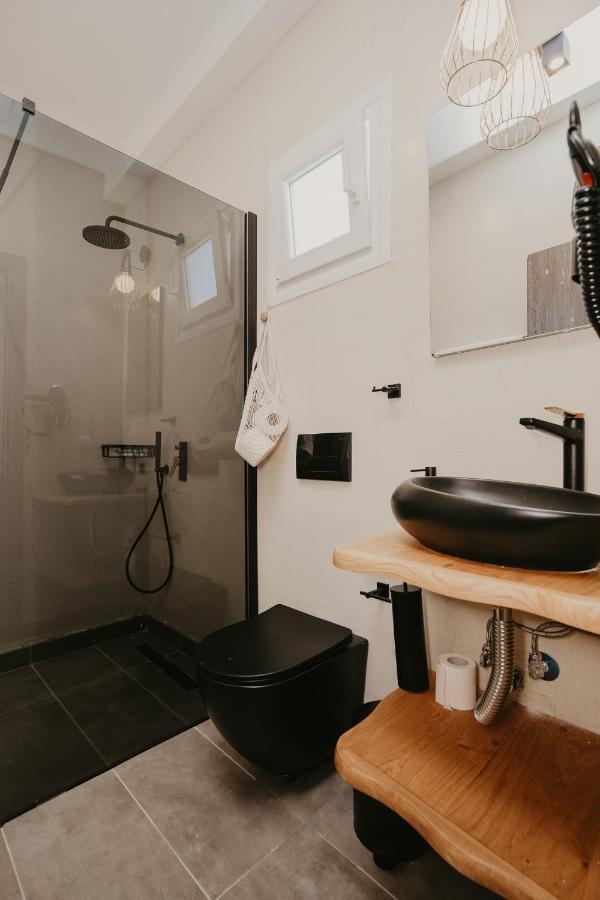 Trinity Suites Ammouliani Hospitality エクステリア 写真