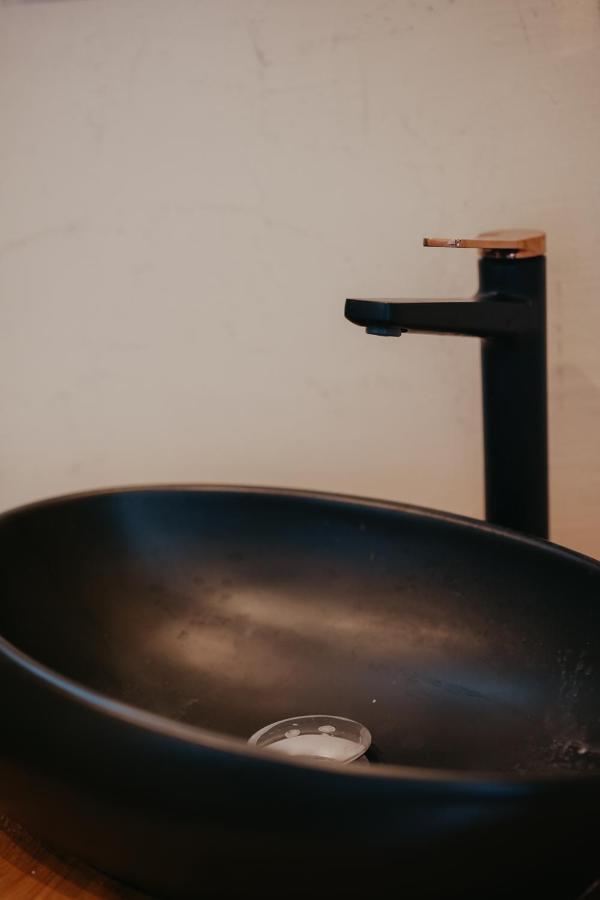 Trinity Suites Ammouliani Hospitality エクステリア 写真
