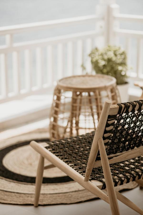 Trinity Suites Ammouliani Hospitality エクステリア 写真